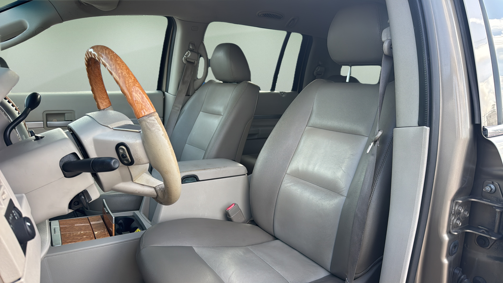 2007 Chrysler Aspen Limited