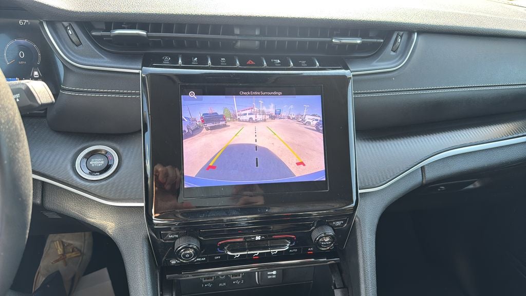 2023 Jeep Grand Cherokee Laredo