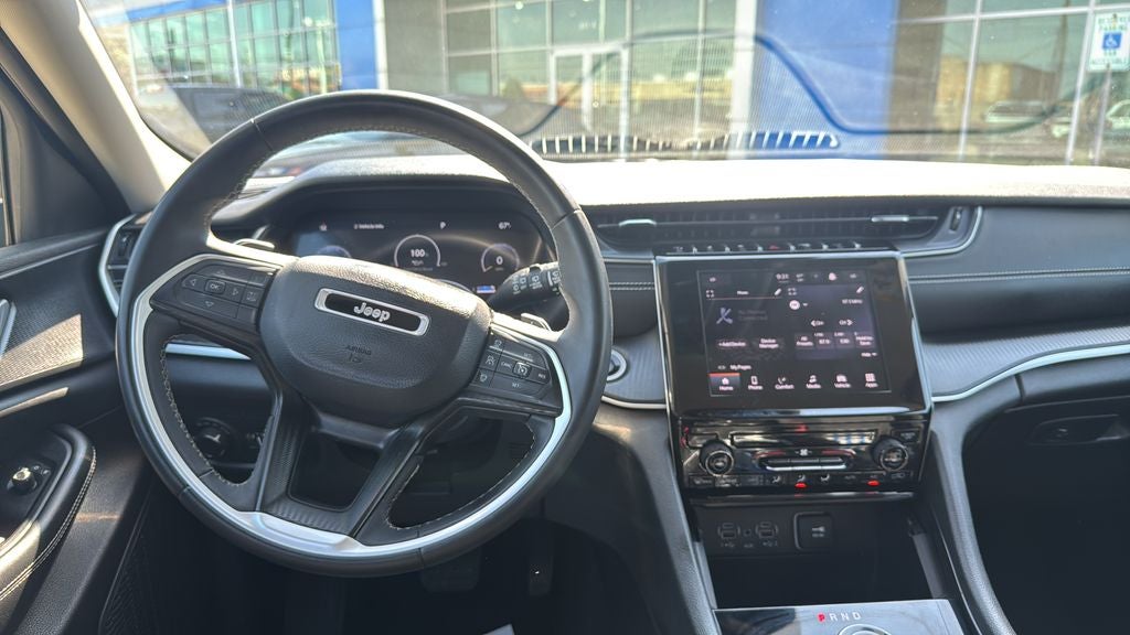 2023 Jeep Grand Cherokee Laredo