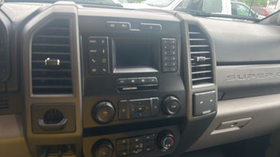 2020 Ford Super Duty F-550 DRW XL