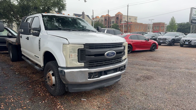 2017 Ford Super Duty F-350 DRW XL