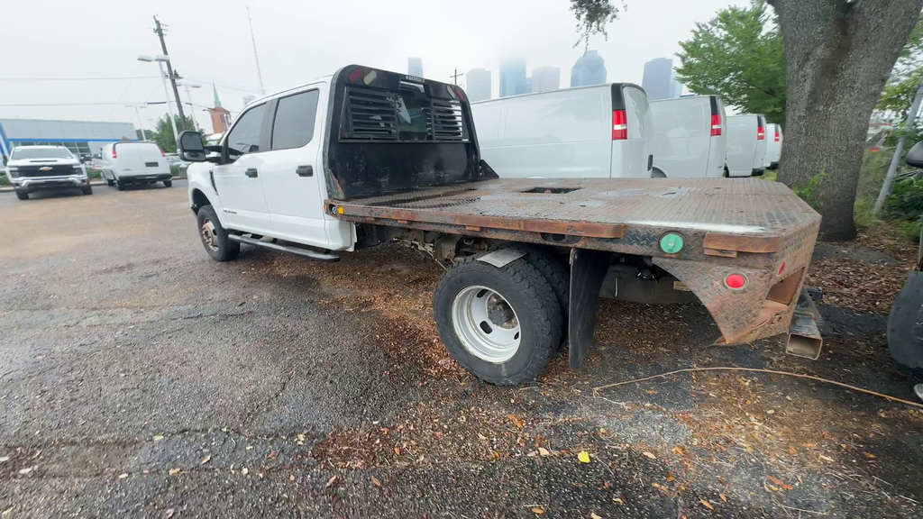 2017 Ford Super Duty F-350 DRW XL