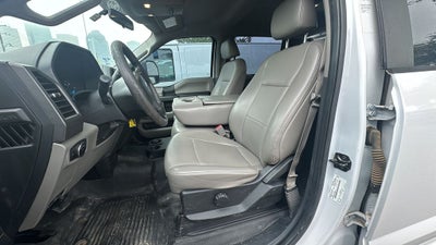 2017 Ford Super Duty F-350 DRW XL