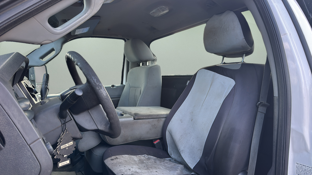 2016 Ford Super Duty F-550 DRW XL