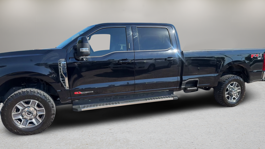 2023 Ford Super Duty F-350 SRW LARIAT