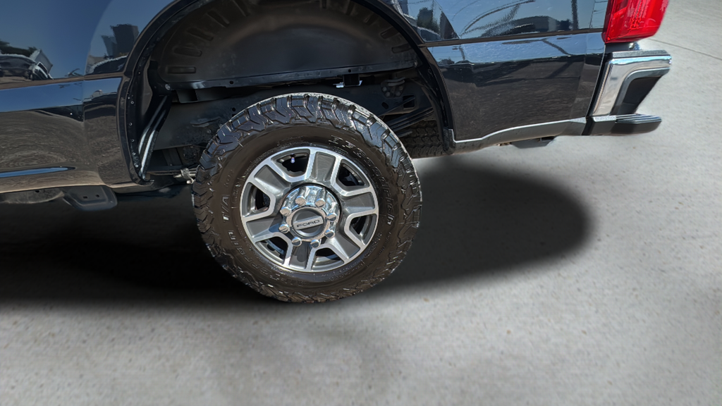 2023 Ford Super Duty F-350 SRW LARIAT
