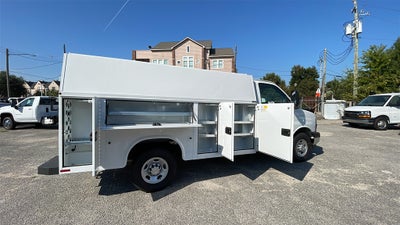 2025 Chevrolet Express Commercial Cutaway Work Van