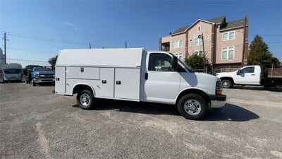 2025 Chevrolet Express Commercial Cutaway Work Van