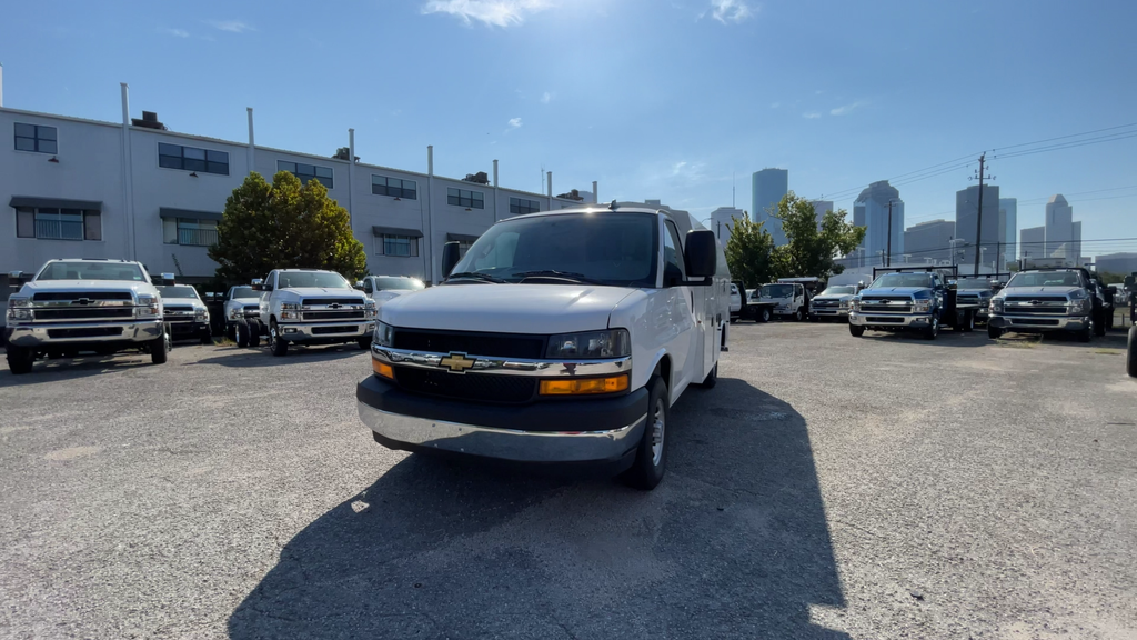2025 Chevrolet Express Commercial Cutaway Work Van