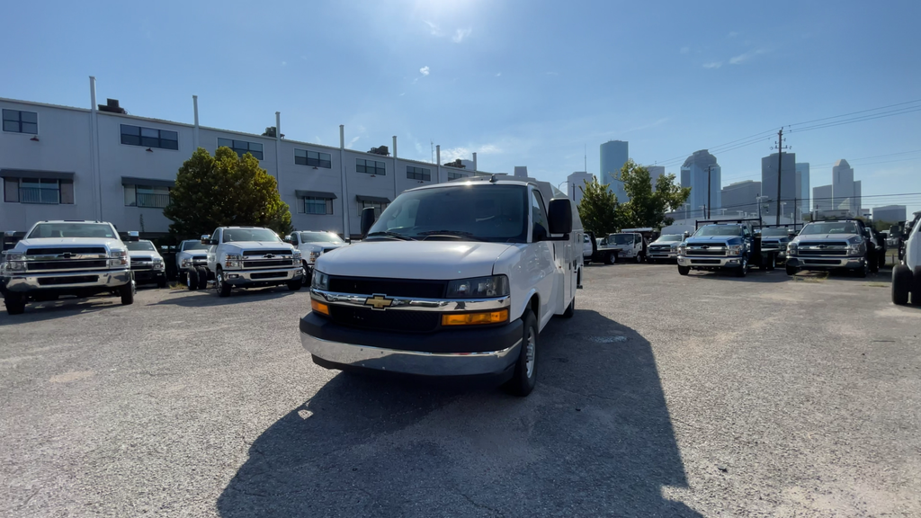 2025 Chevrolet Express Commercial Cutaway Work Van