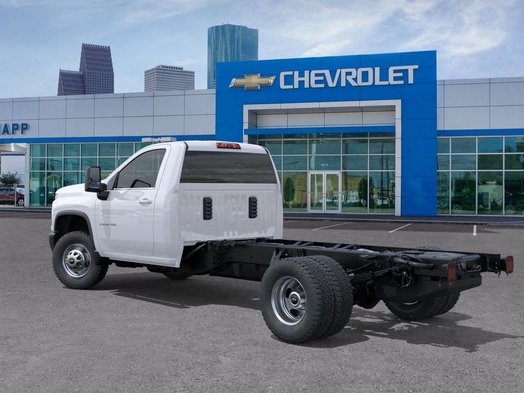 2026 Chevrolet Silverado 3500HD CC Work Truck