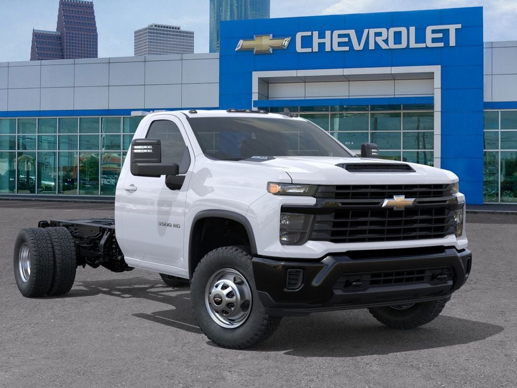 2026 Chevrolet Silverado 3500HD CC Work Truck