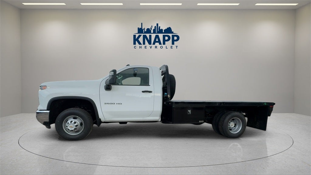 2025 Chevrolet Silverado 3500HD CC Work Truck