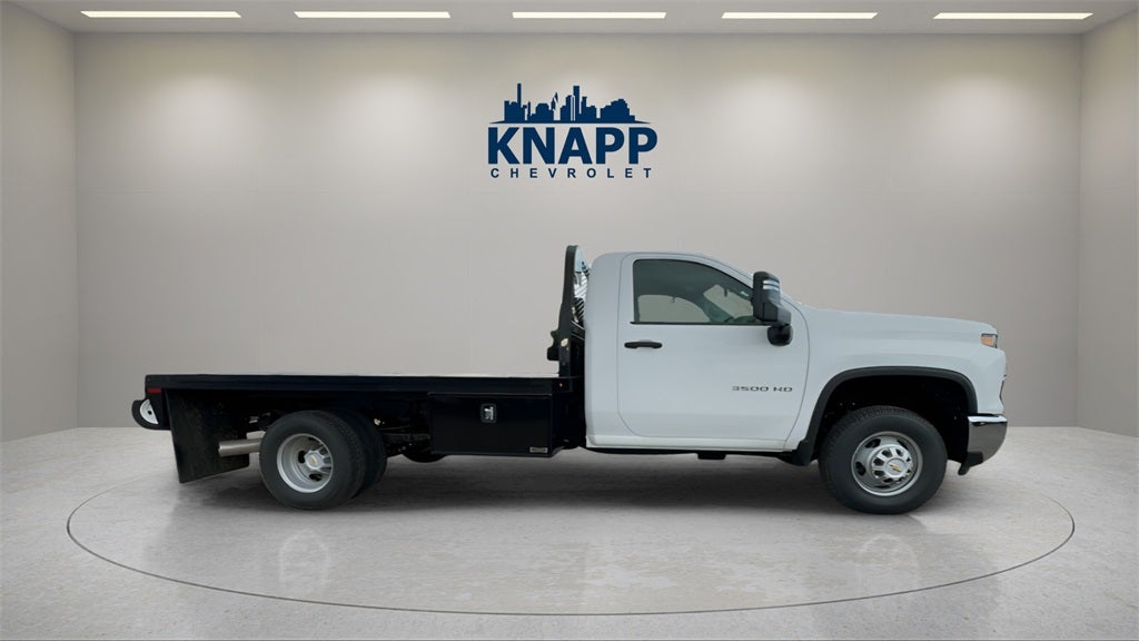 2025 Chevrolet Silverado 3500HD CC Work Truck