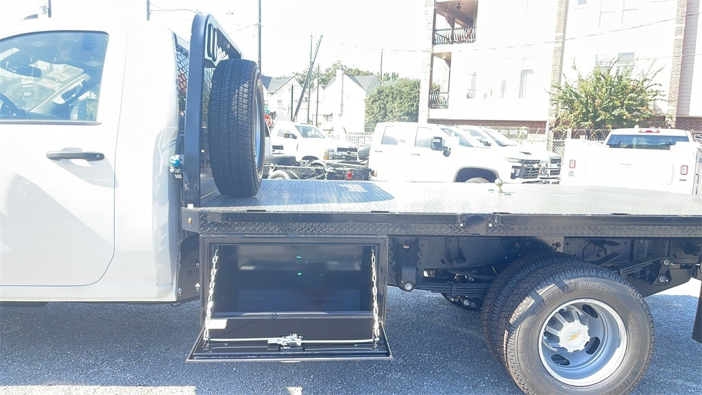 2025 Chevrolet Silverado 3500HD CC Work Truck