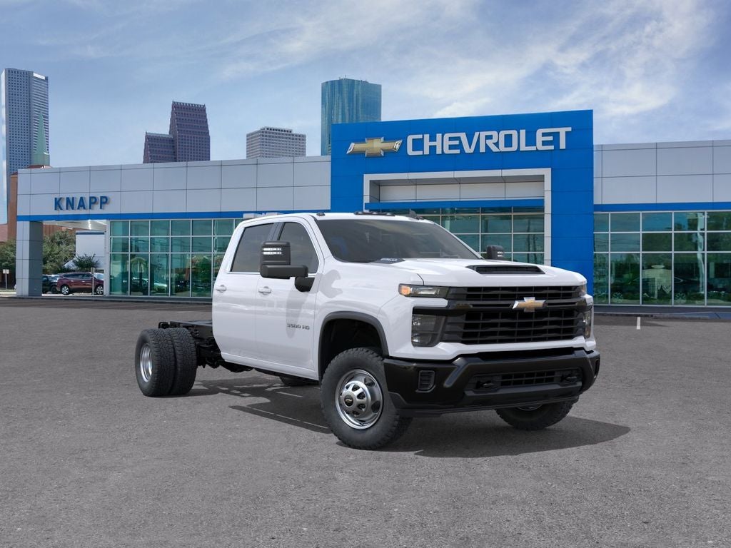 2026 Chevrolet Silverado 3500HD CC Work Truck
