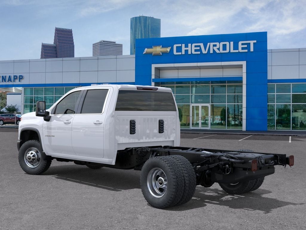 2026 Chevrolet Silverado 3500HD CC Work Truck