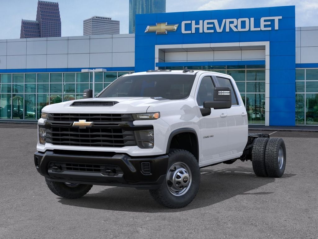 2026 Chevrolet Silverado 3500HD CC Work Truck