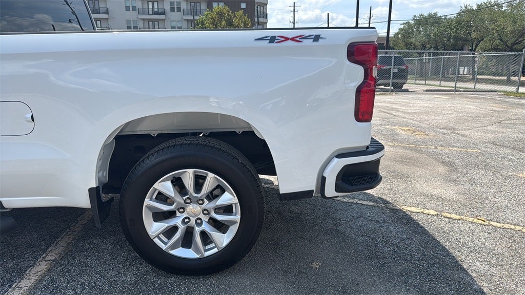 2024 Chevrolet Silverado 1500 Custom