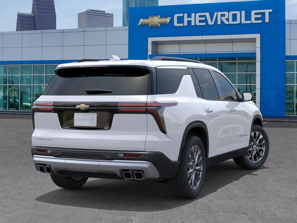 2026 Chevrolet Traverse FWD LT