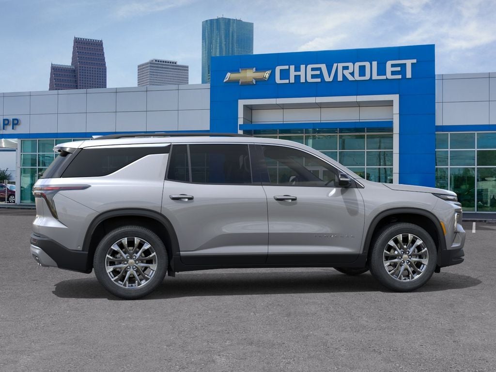 2026 Chevrolet Traverse FWD LT
