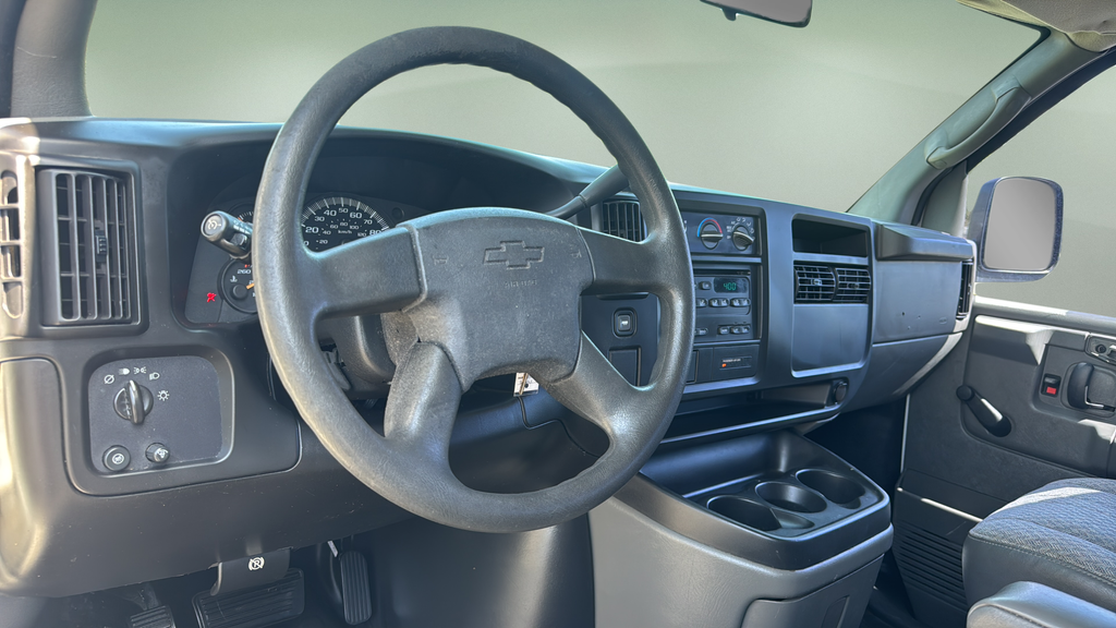 2006 Chevrolet Express Passenger 8 Passenger
