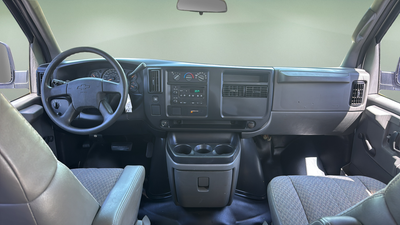 2006 Chevrolet Express Passenger 8 Passenger