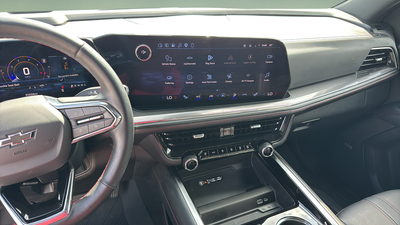 2025 Chevrolet Suburban RST