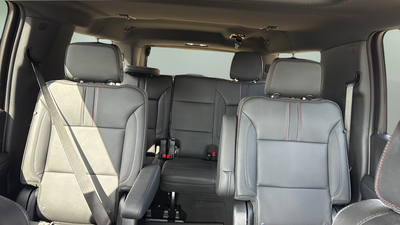 2025 Chevrolet Suburban RST