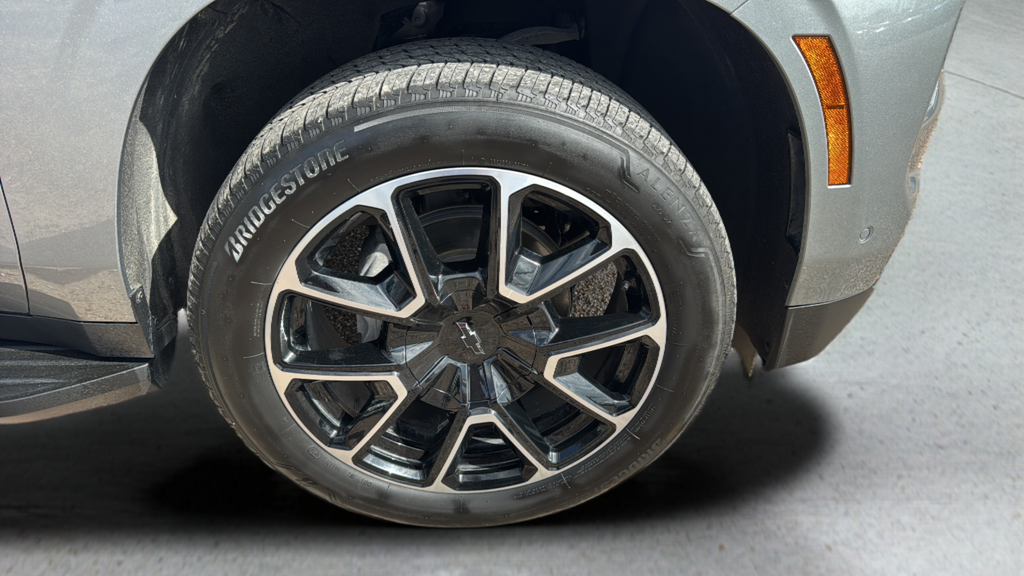 2025 Chevrolet Suburban RST