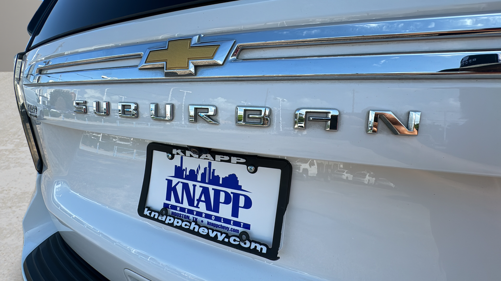 2024 Chevrolet Suburban LT