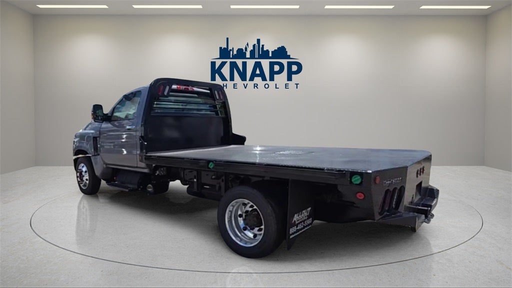 2024 Chevrolet Silverado MD LT