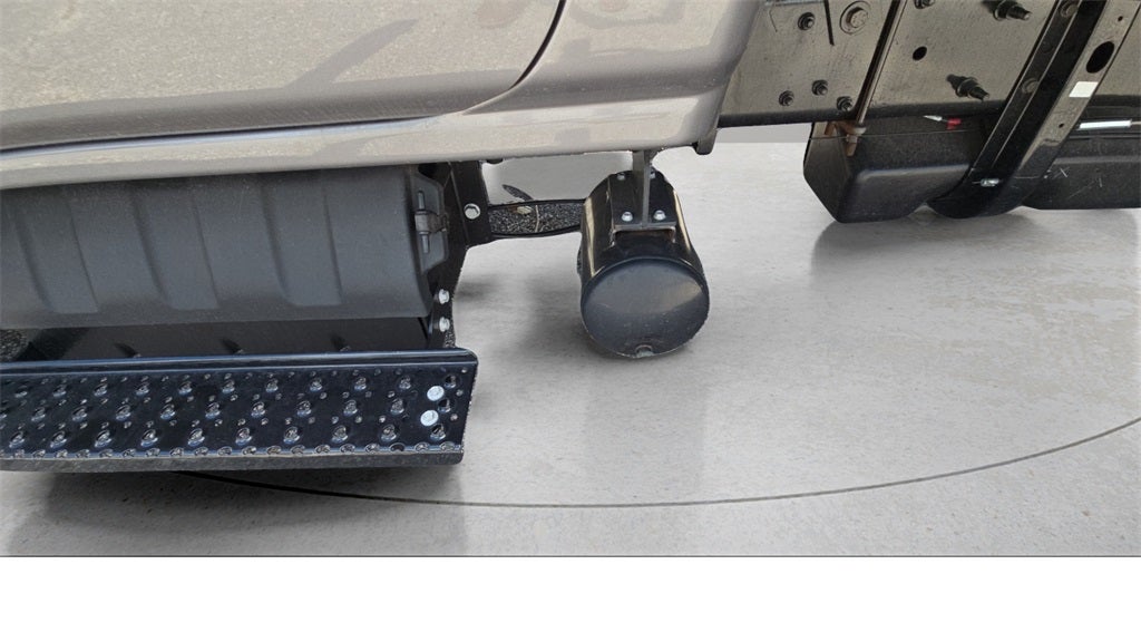 2024 Chevrolet Silverado MD LT