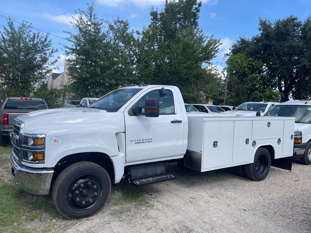 2023 Chevrolet Silverado MD Work Truck