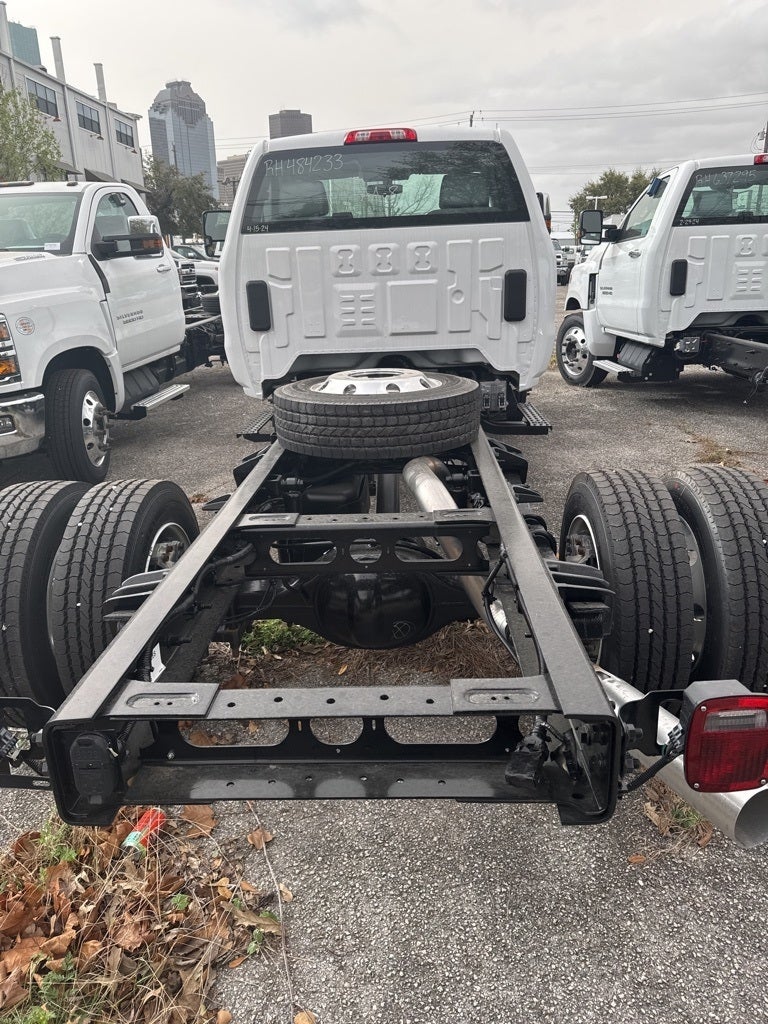 2024 Chevrolet Silverado MD Work Truck
