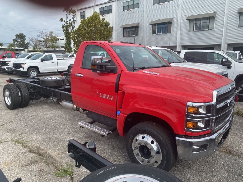2024 Chevrolet Silverado MD Work Truck