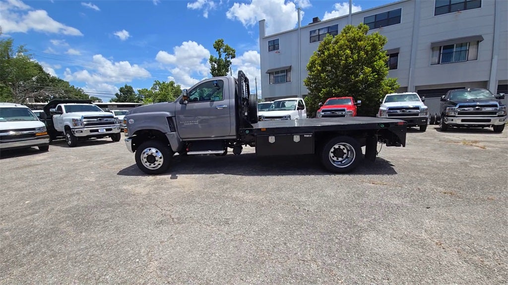 2024 Chevrolet Silverado MD Work Truck
