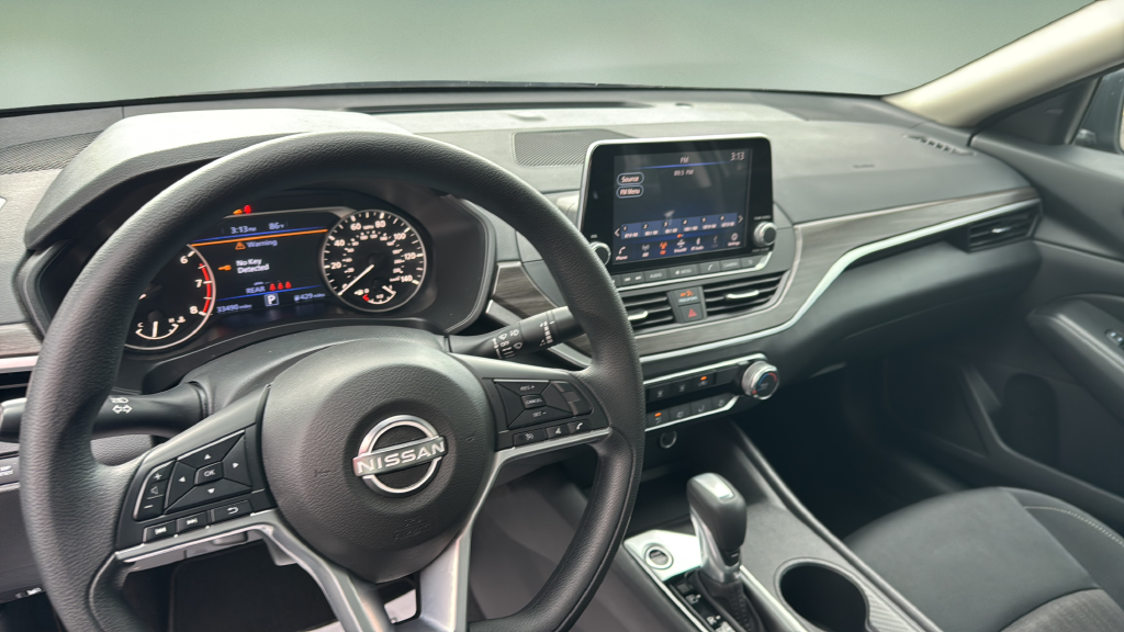 2025 Nissan Altima SV
