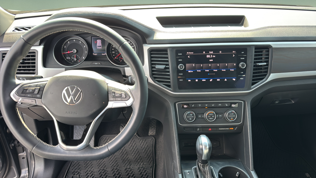 2021 Volkswagen Atlas 3.6L V6 SE w/Technology