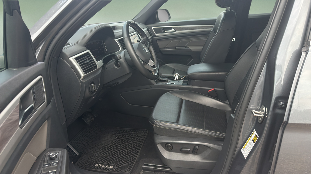 2022 Volkswagen Atlas Cross Sport 3.6L V6 SE w/Technology