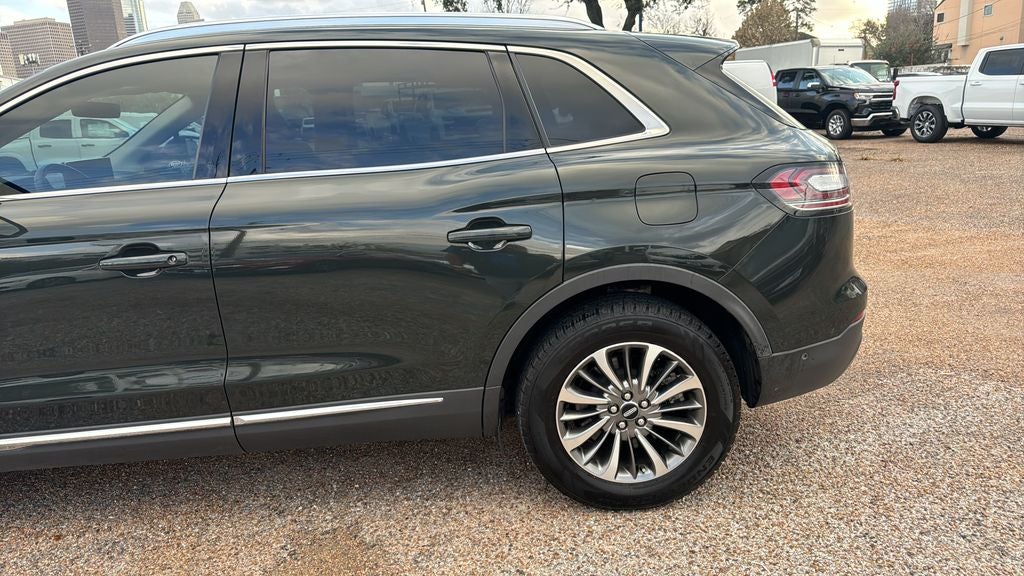 2022 Lincoln Nautilus Reserve