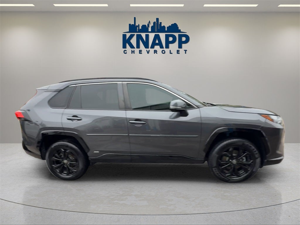 2022 Toyota RAV4 Hybrid SE