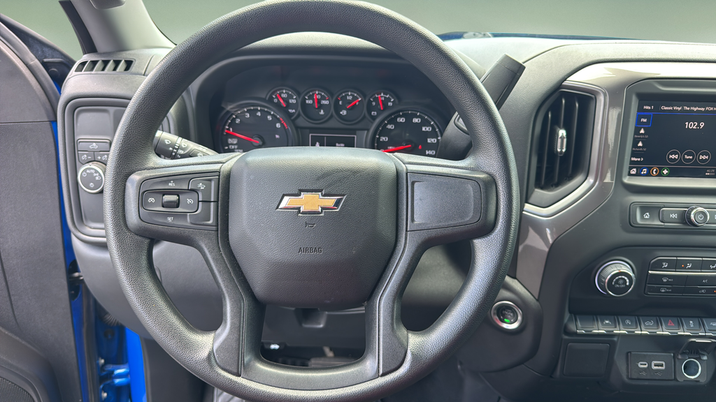 2025 Chevrolet Silverado 1500 Custom