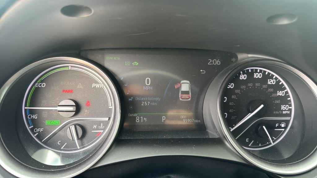 2022 Toyota Camry Hybrid XSE