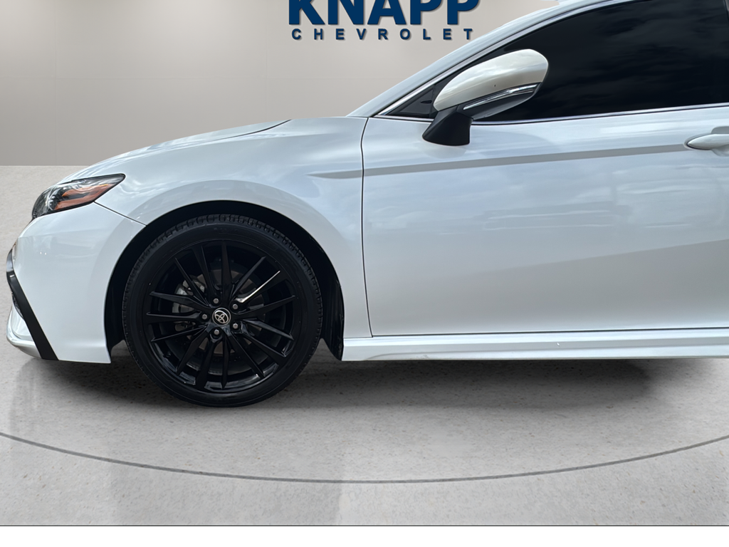 2022 Toyota Camry Hybrid XSE