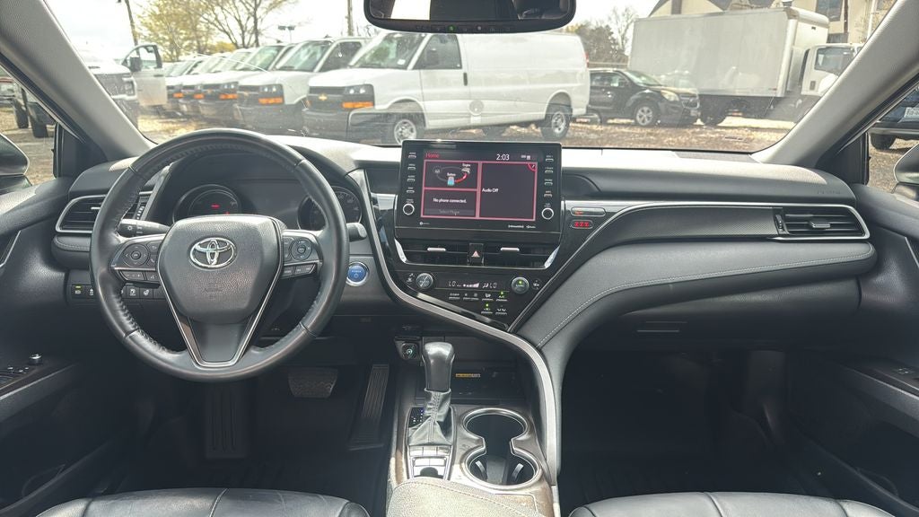 2022 Toyota Camry Hybrid XSE