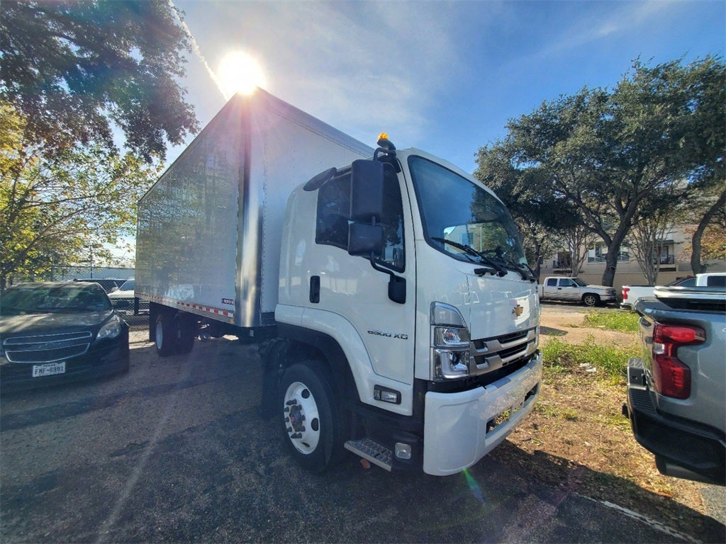 2024 Chevrolet 6500 XD LCF Diesel Base