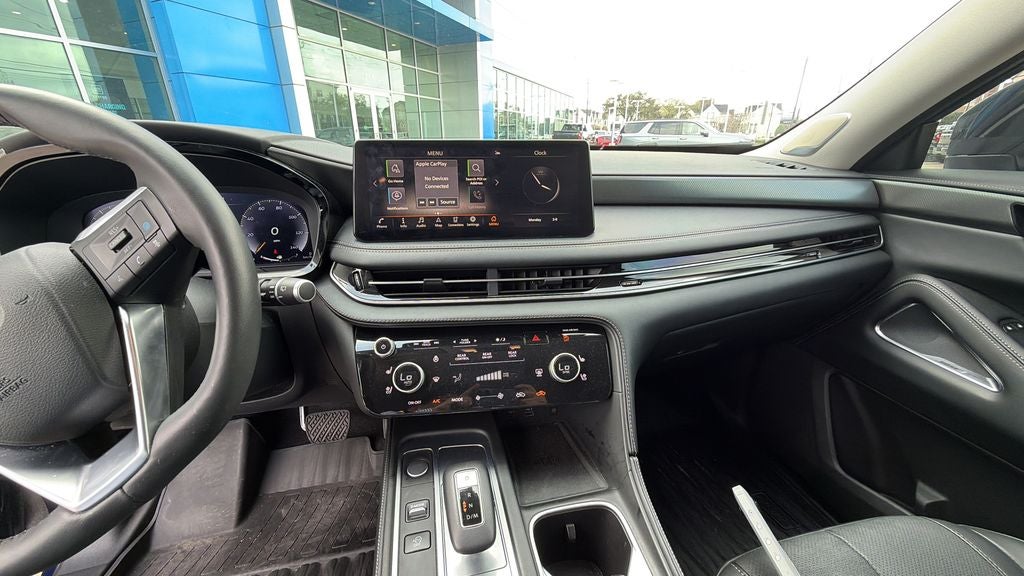 2024 INFINITI QX60 LUXE