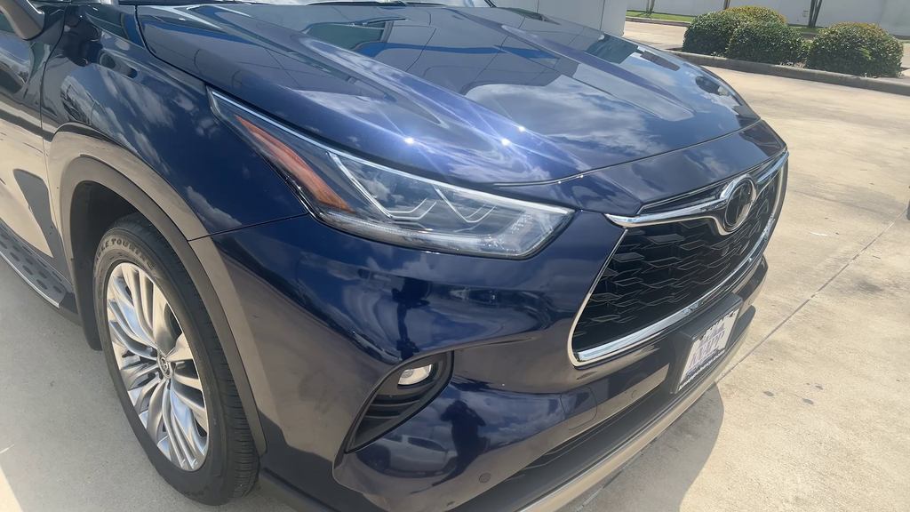 2025 Toyota Highlander LE