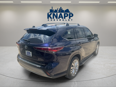 2025 Toyota Highlander LE